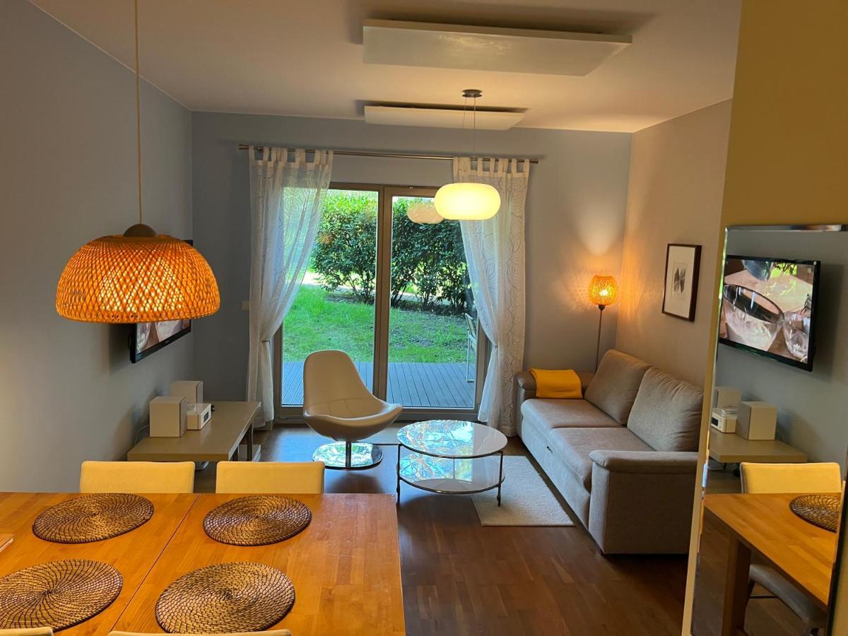 Apartament Bryza - Szczesliwa Dziewiatka Jurata Eksteriør billede