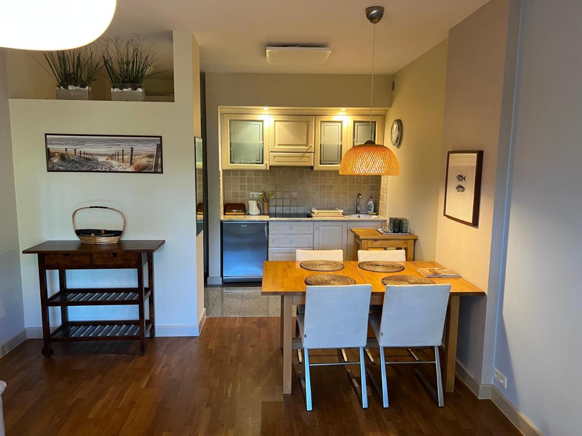 Apartament Bryza - Szczesliwa Dziewiatka Jurata Eksteriør billede